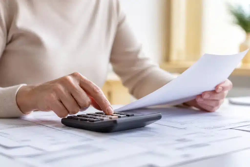 Document administratif montrant calculs reduction pension revenus